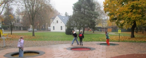 „Wsłuchaj się w park” - niezwykły spacer uczniów klasy V po Parku Miejskim im. Aleksandra Majkowskiego w Wejherowie 