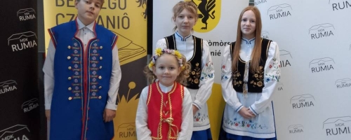  Powiatowy etap XI Regionalnego Konkursu Czytelniczego „Méster Bëlnégò Czëtaniô” 