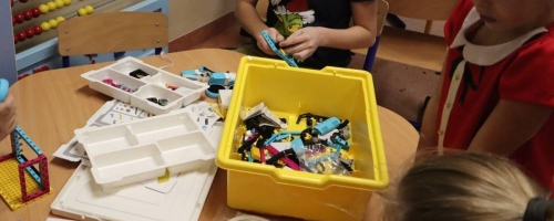 Zajęcia świetlicowe z klockami LEGO Education SPIKE 