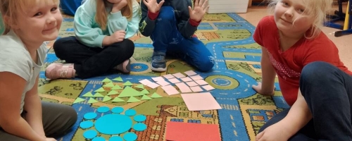  Figury geometryczne w zabawie