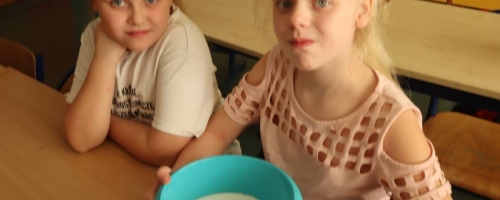Literowe kostki edukacyjne z masy solnej