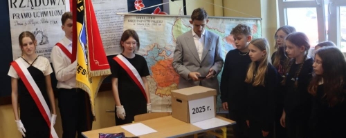 Szkolne obchody 234. rocznicy uchwalenia Konstytucji 3 Maja