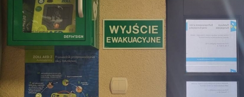 Defibrylator AED w naszej szkole!