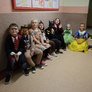 pokaż obrazek - Dzień Baśniowych Bohaterów 