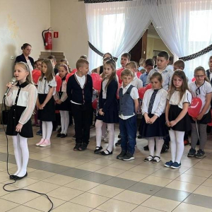 pokaż obrazek - Występ dzieci
