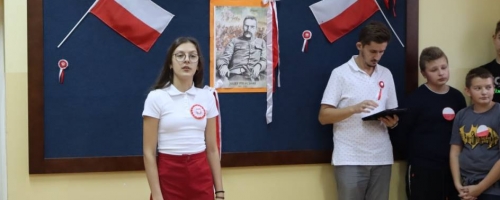  Narodowe Święto Niepodległości w Szkole Podstawowej w Częstkowie