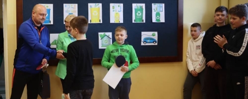  Laureaci Szkolnego Turnieju Tenisa Stołowego