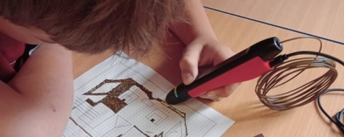 Zajęcia dodatkowe z długopisami 3D 