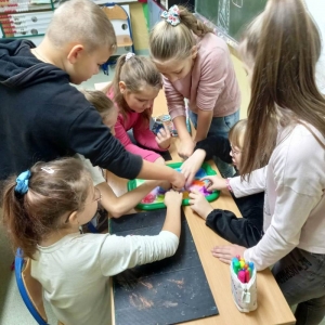 pokaż obrazek - Mleczna tęcza uczniów klasy 3